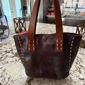 Bed Stu Stevie….Stylish Brown Leather Tote with Contrast Stitching